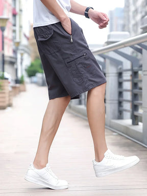 Pantaloni cargo